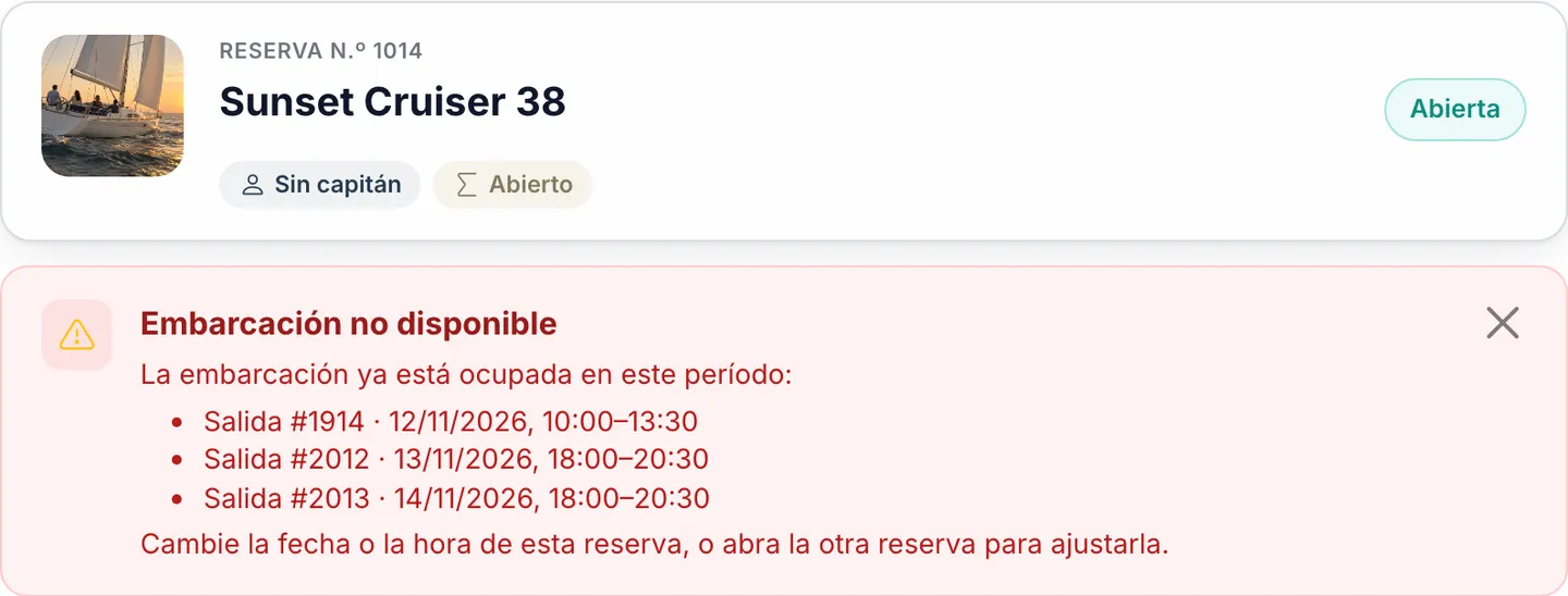 Reserva n.º 1014, una solicitud abierta, con el aviso de conflicto: la embarcación ya está ocupada en ese periodo por tres salidas — cambiar la fecha o la hora, o abrir la otra reserva
