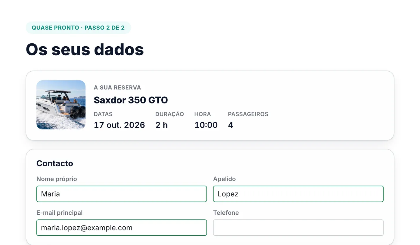 Formulário de pedido na página de reservas do operador: Saxdor 350 GTO, 17 de outubro, 2 horas a partir das 10:00, 4 passageiros, com os dados de contacto do cliente a serem preenchidos